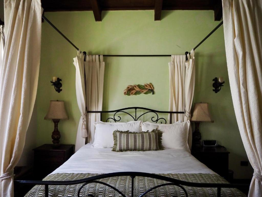 Casa Madeleine & Antigua
