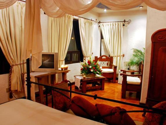 Hotel Casa Madeleine & Antigua